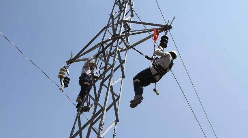 Aras EDAŞ&rsquo;tan y&uuml;ksekte &ccedil;alışma eğitimi