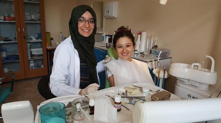 Hisarcık İl&ccedil;e Hastanesi&rsquo;ne yeni diş hekimi