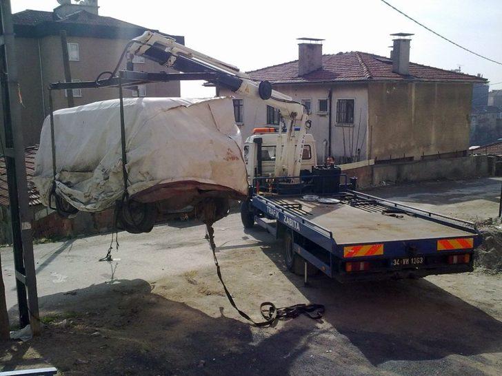 Kartal Belediyesi’nden hurda araç temizliği G3