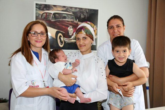 Ataşehir Belediyesi’nden yeni doğan bebeklere “Hoş Geldin” hediyesi