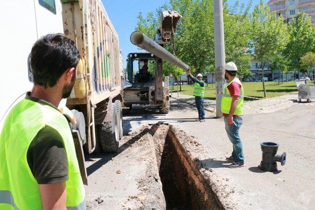 Siverek merkez içme suyu projesi devam ediyor