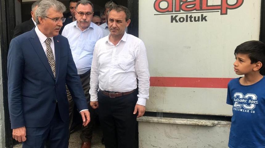 Başkan Y&uuml;ce, yıldırım d&uuml;şen işyerini ziyaret etti
