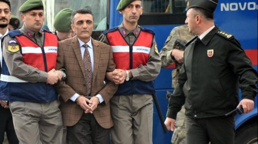 15 Temmuz'un bir numarası Akın &Ouml;zt&uuml;rk ile &lsquo;Menfez paşası&rsquo; arkadaş &ccedil;ıktı