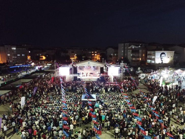 Küçükçekmece’de Kardeşlik Festivali’nde "Kardeş Türküler" sahne aldı G3