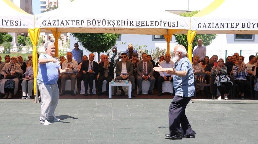 B&uuml;y&uuml;kşehir&rsquo;den d&uuml;nya Alzheimer farkındalık ayı etkinliği
