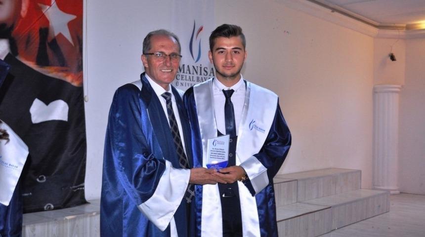 Sarıg&ouml;l MYO&rsquo;da mezuniyet sevinci