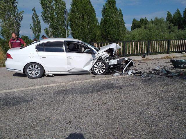 Beyşehir'de kaza: 2 ölü, 3 yaralı