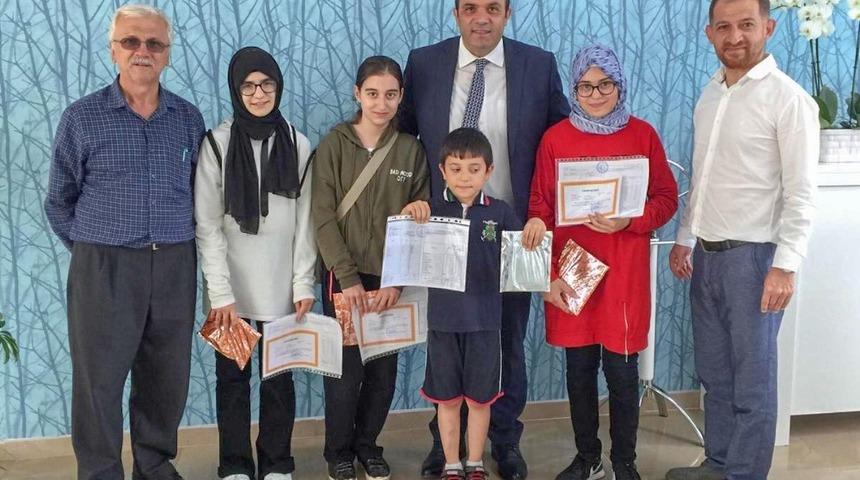 Karneni g&ouml;ster, kitabını al