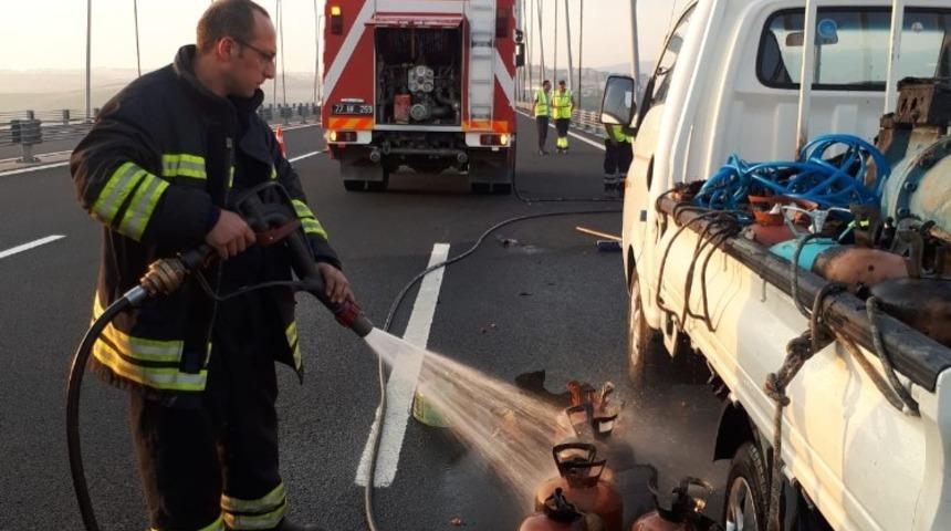 Osmangazi K&ouml;pr&uuml;s&uuml;&rsquo;nde kimyasal gaz paniği