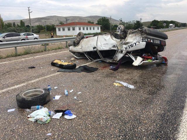 Ankara-Nallıhan Karayolunda trafik kazası; 1 ölü 5 yaralı