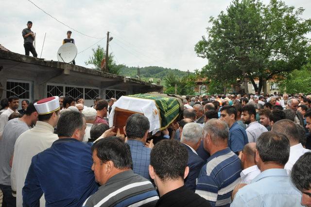 Bartın'da sele kapılan 11 yaşındaki İsa'nın cesedi bulundu (3)