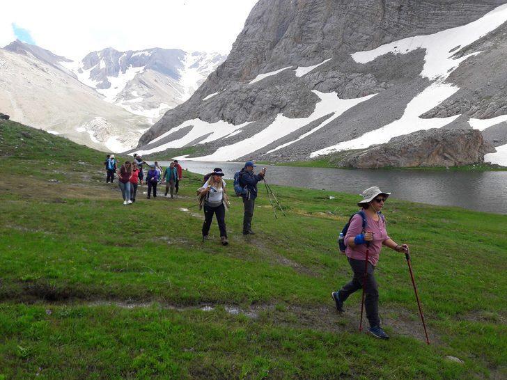 Dünyada sadece orada var! Görebilmek için kilometrelerce yol katediyorlar G5