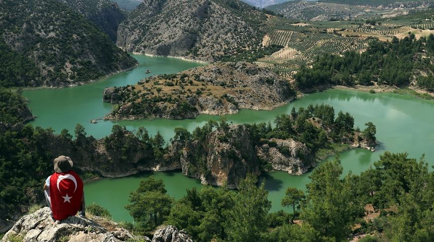 Arapapıştı Kanyonu görenleri büyülüyor