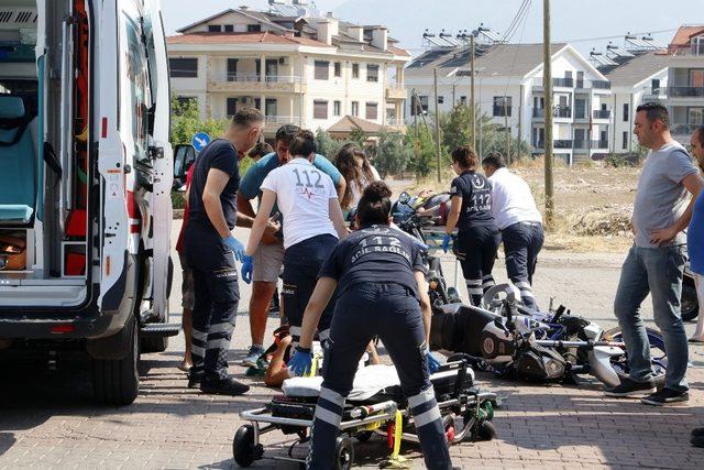 Fethiye’de iki motosiklet çarpıştı: 3 yaralı