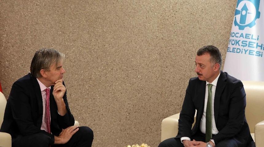 Başkan B&uuml;y&uuml;kakın Hollanda Başkonsolosu&rsquo;nu ağırladı