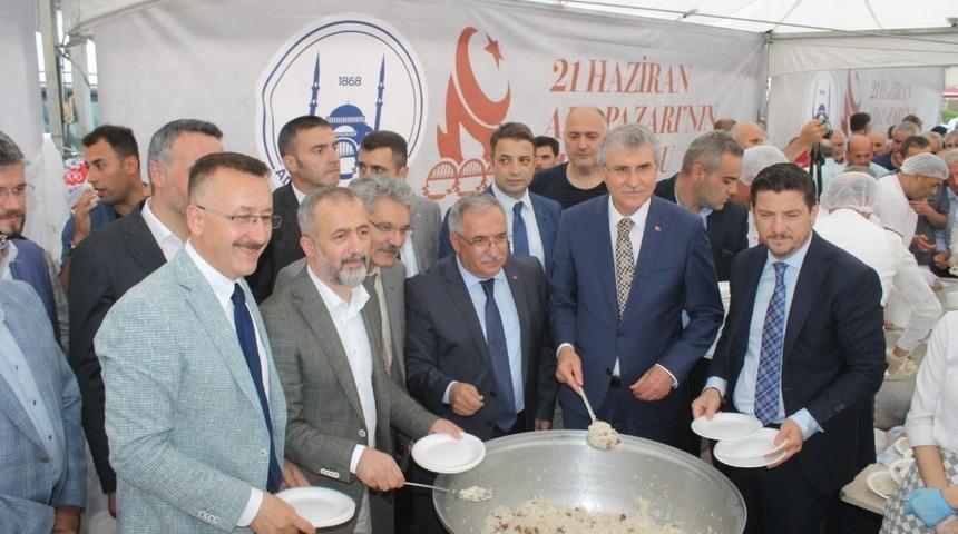 Adapazarı&rsquo;nın D&uuml;şman İşgalinden kurtuluşu nedeniyle pilav ikram edildi