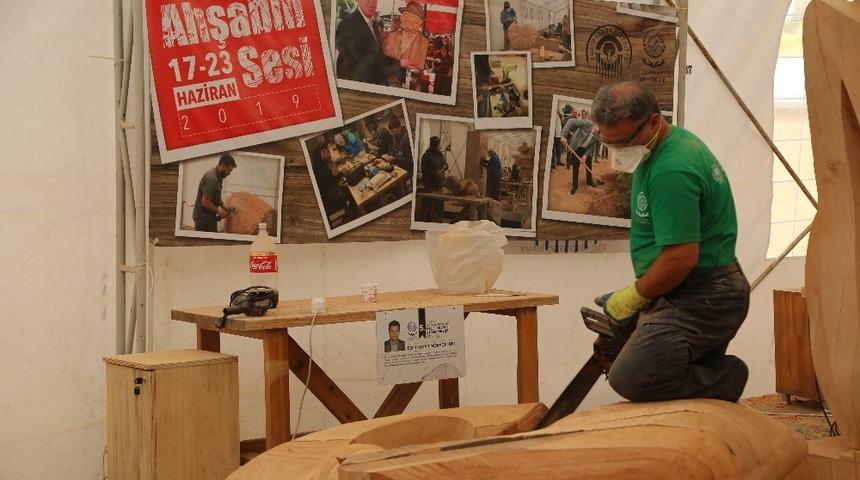 Ahşap Heykel Festivali dolu dolu ge&ccedil;iyor