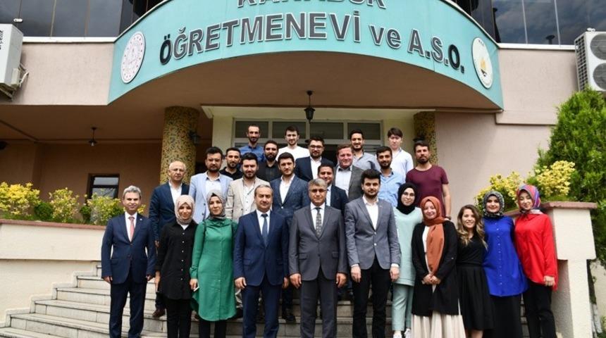 Vali G&uuml;rel, Gen&ccedil; M&Uuml;SİAD &uuml;yeleri ile bir araya geldi