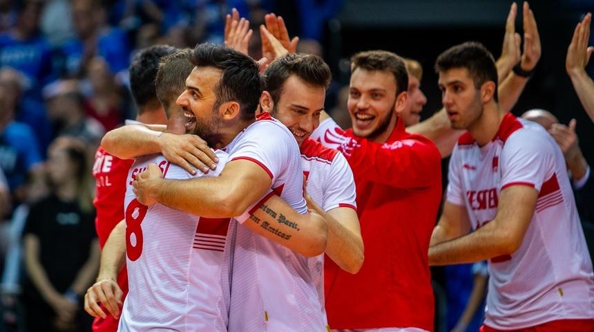 A Milli Erkek Voleybol Takımı, 2019 CEV Avrupa Altın Lig'de finale y&uuml;kseldi