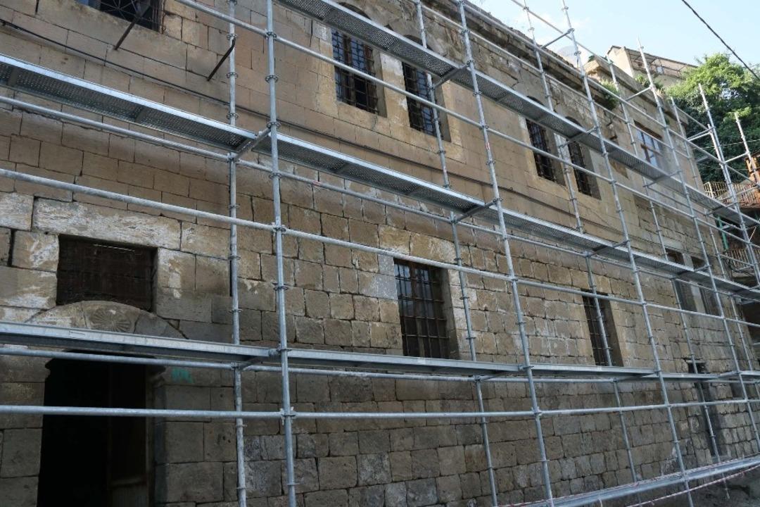 Bitlis&rsquo;in tarihi evleri restore ediliyor