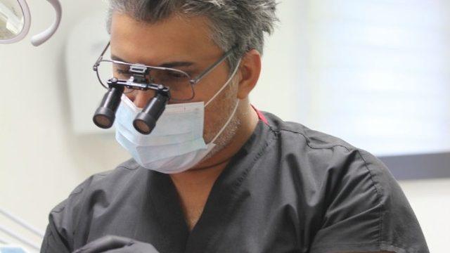 Diş eti çekilmelerine dikkat