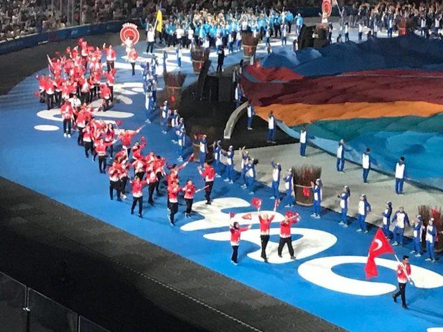 Bakan Kasapoğlu, Avrupa Oyunları Açılış Törenini izledi