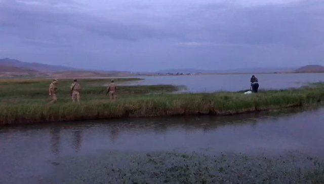 Baraj göletinde balık tutmaya çalışan iki kardeşten biri boğularak hayatını kaybetti