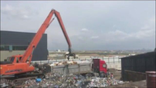 15 TIR dolusu sahte içki ve kaçak sigara böyle imha edildi