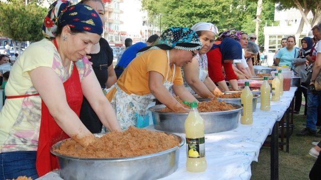 Silifkeli kadınlar, en güzel batırığı yapmak için yarıştı