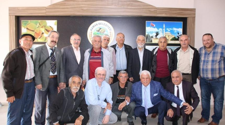Kaman Ortaokulu&rsquo;nun 52 yıllık mezunları bir araya geldi