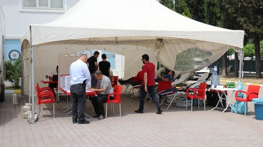 Emniyetten Kızılay&rsquo;a tam destek