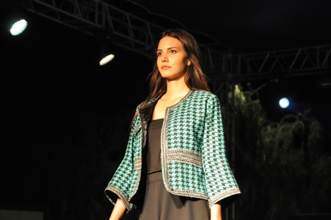 Tire&rsquo;de Anadolu motifleri etkileyici bir defileyle g&ouml;r&uuml;c&uuml;ye &ccedil;ıktı