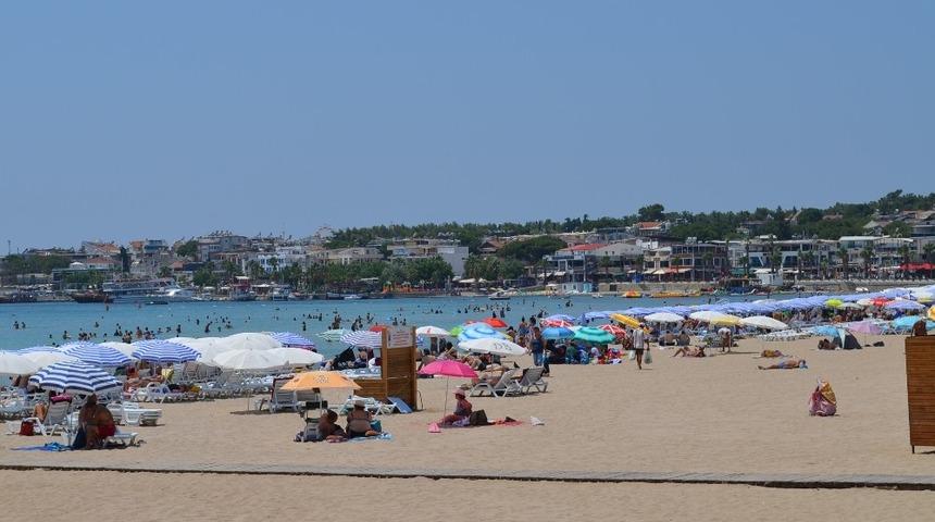 İstanbul se&ccedil;imleri d&uuml;nyaca &uuml;nl&uuml; Altınkum&rsquo;u etkiledi