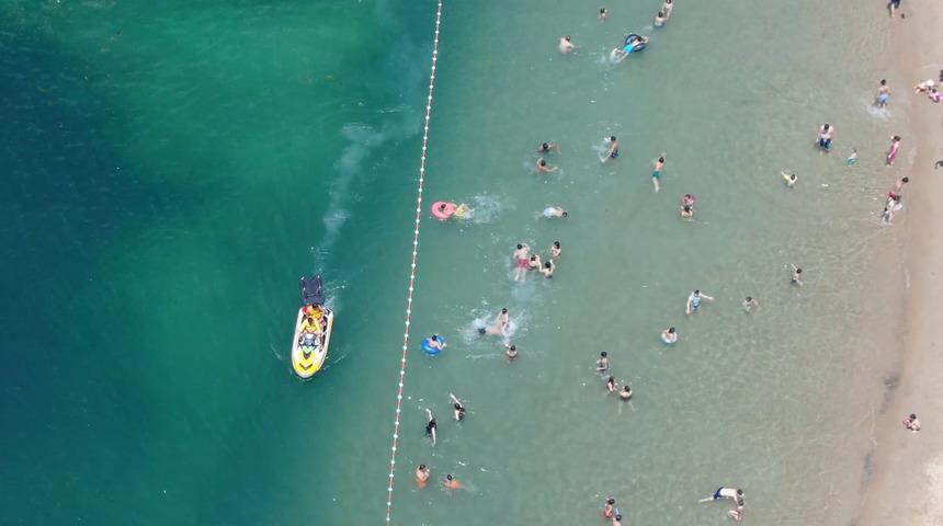 İstanbullular plajlara akın etti