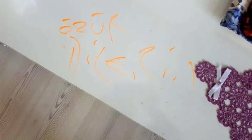 Hırsızdan ev sahibine şaşırtan not