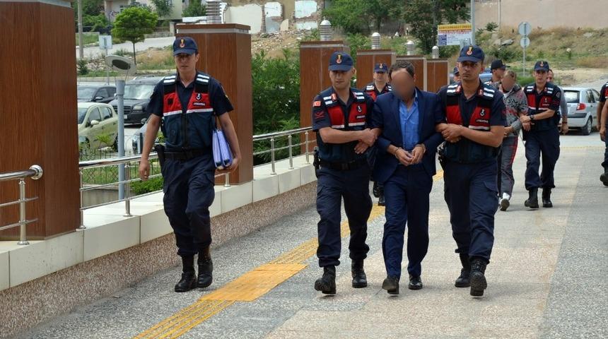 Polatlı&rsquo;da 8 kişilik hayvan hırsızlık &ccedil;etesi &ccedil;&ouml;kertildi