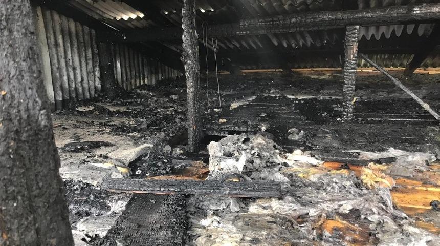 Tekman’da köyde çıkan yangın korkuttu