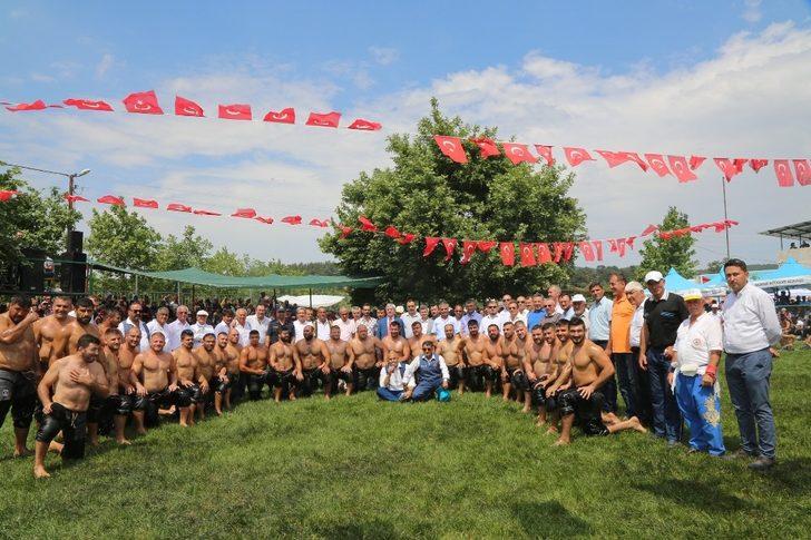 Akçalörende Başpehlivan İsmail Koç G4