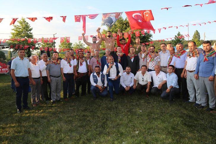 Akçalörende Başpehlivan İsmail Koç G5