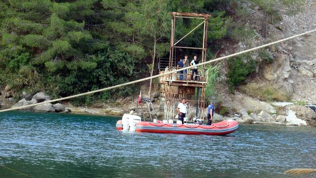 Göle giren 17 yaşındaki genç kayboldu