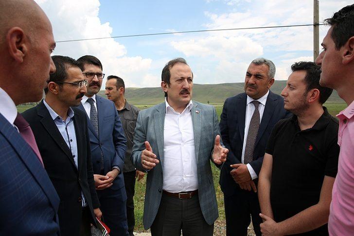 Vali Pehlivan, Demirözü Barajı sulama sahasında incelemelerde bulundu G3