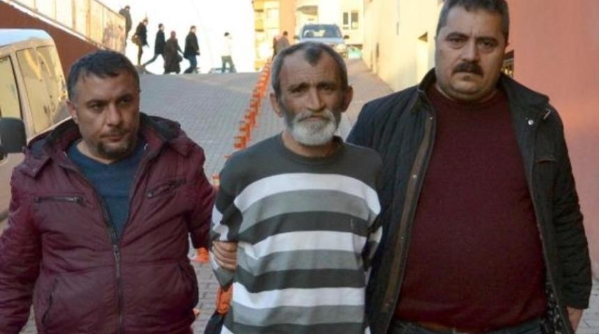 Baba katili, 15 yıllık akıl hastası &ccedil;ıktı