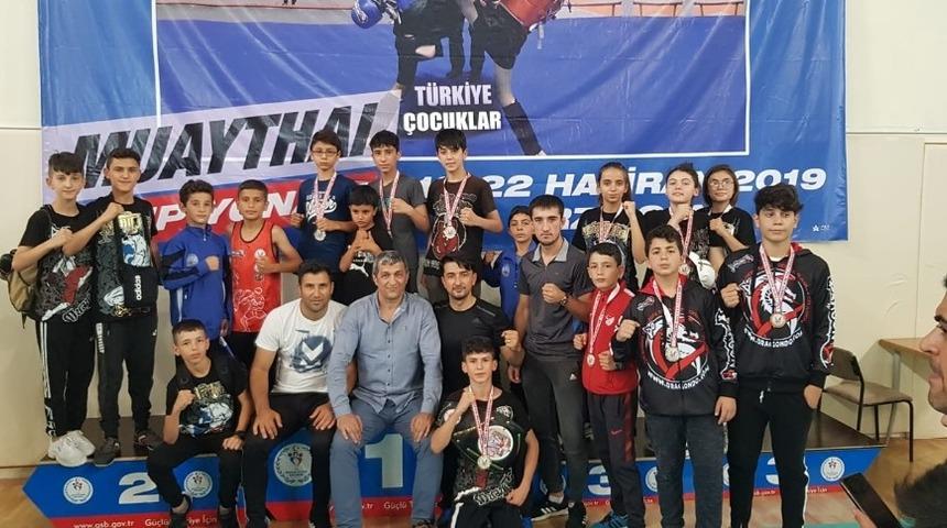 Kayserili Muaythai Sporcuları Madalyalara Ambargo Koydu