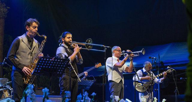 Iyeoka'dan Türk kahvesi eşliğinde konser