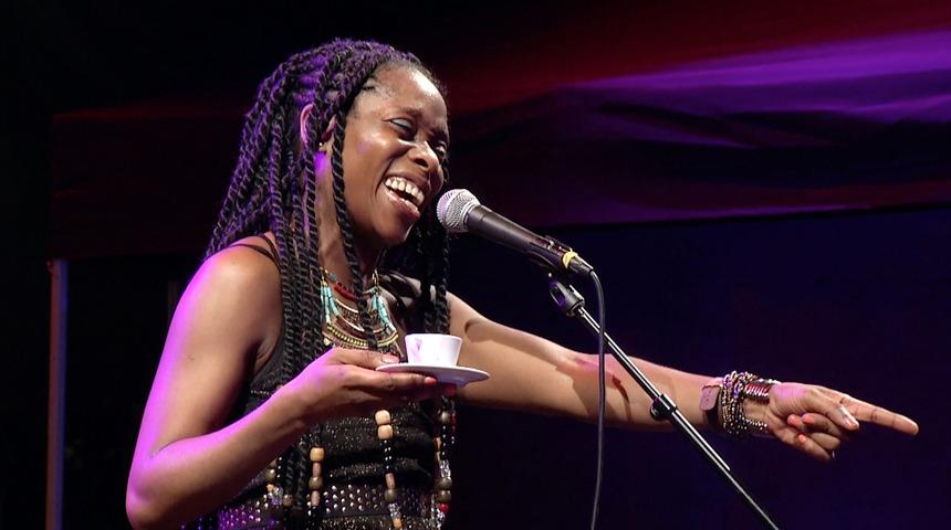 Iyeoka'dan T&uuml;rk kahvesi eşliğinde konser