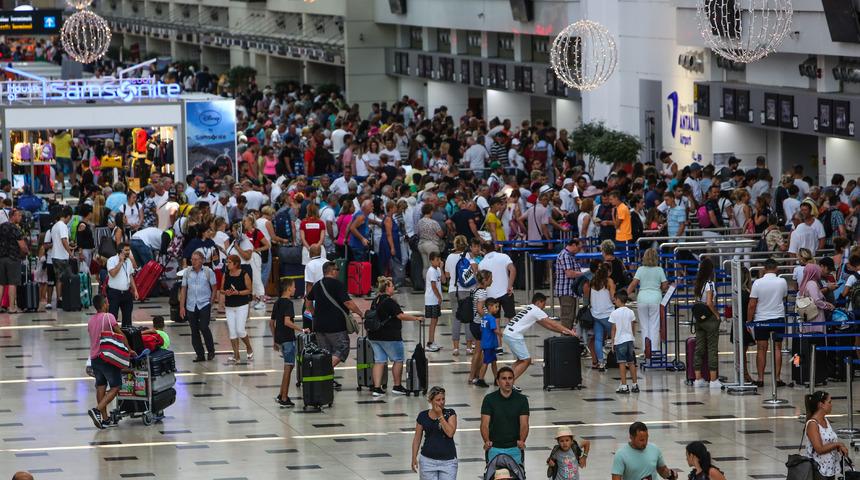  Antalya turizminde yeni rekor  