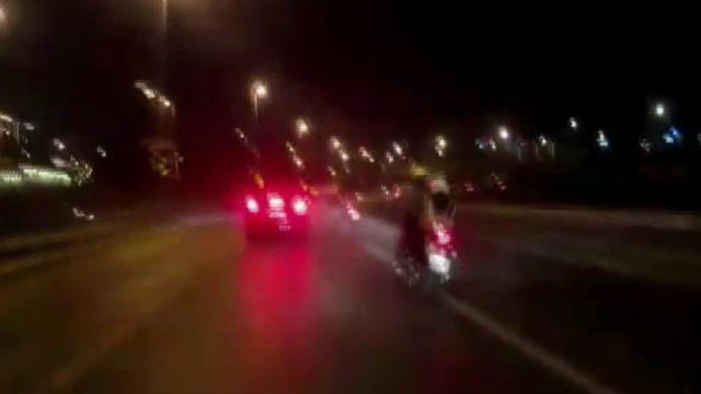 Üsküdar'da otomobilin motosikletlilere çarptığı kaza kamerada: 1 ölü 2 yaralı
