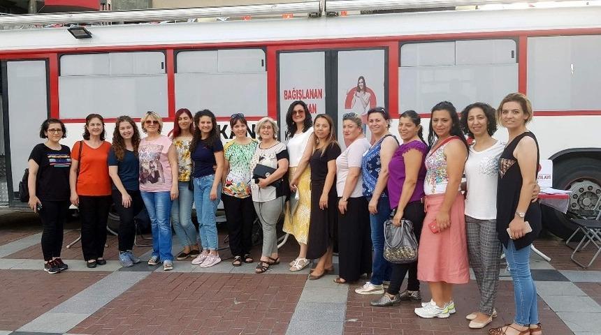 Nazilli&rsquo;de kadınlardan k&ouml;k h&uuml;cre ve kan bağışı