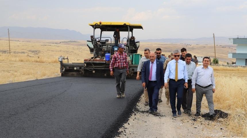 Kaymakam Arıcan, yol yapım &ccedil;alışmalarını denetledi