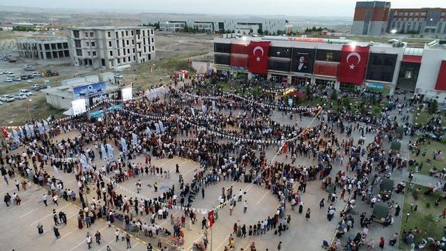 Batman Üniversitesi’nde mezuniyet coşkusu